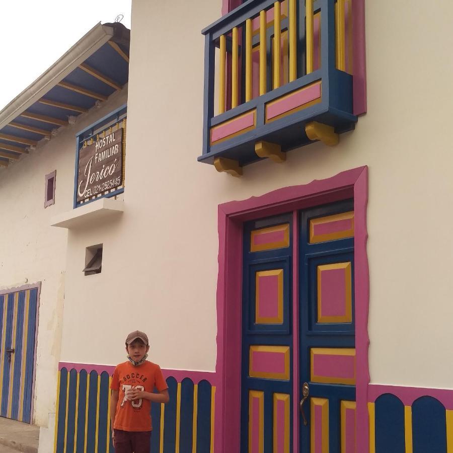Hostal Familiar Jerico Salento Exterior photo