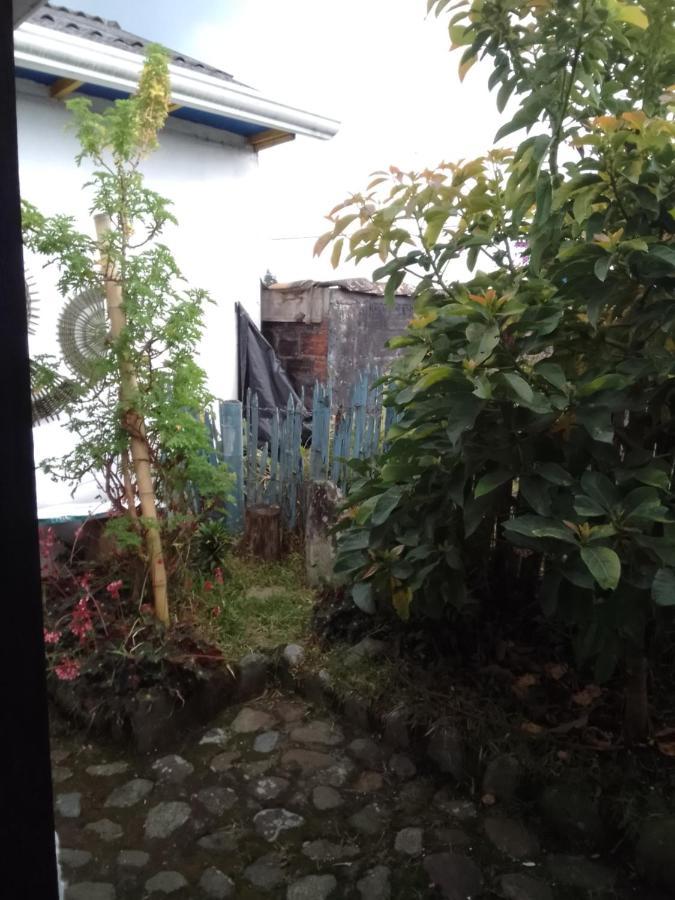 Hostal Familiar Jerico Salento Exterior photo